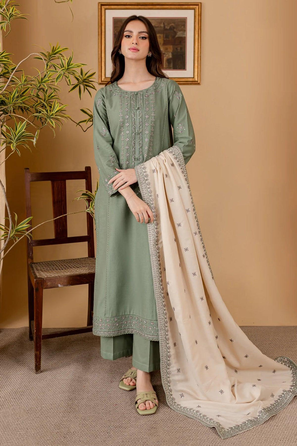 Designer Embroidery Collection – 3 Piece Unstitched Lawn Suit