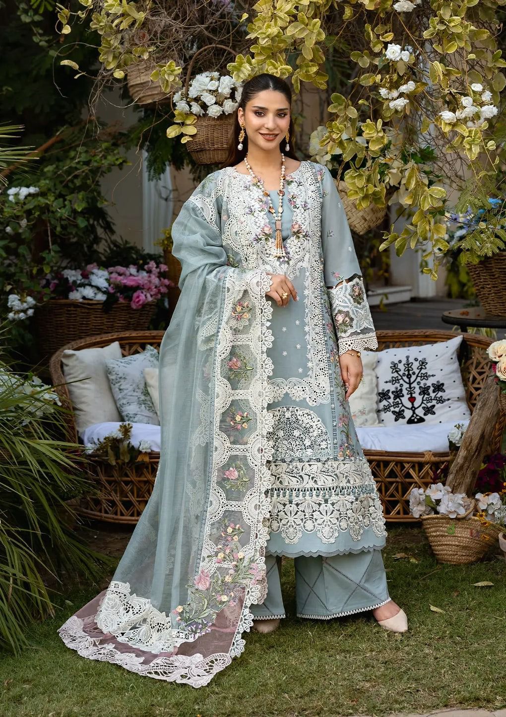 Noor-e-Khaas | Nilofer